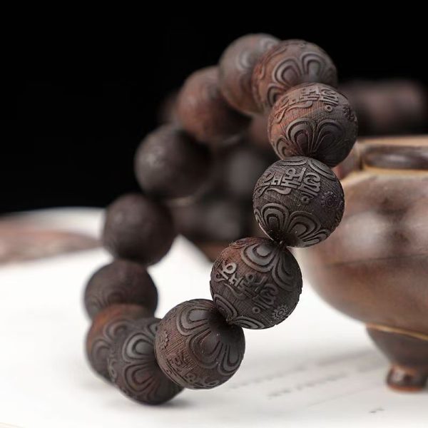 Exquisite Carved Bracelet with Intricate Patterns, Showcasing Traditional Craftsmanship, Perfect for Jewelry Lovers